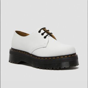 White Leather Oxford Doc Martens, Size 9